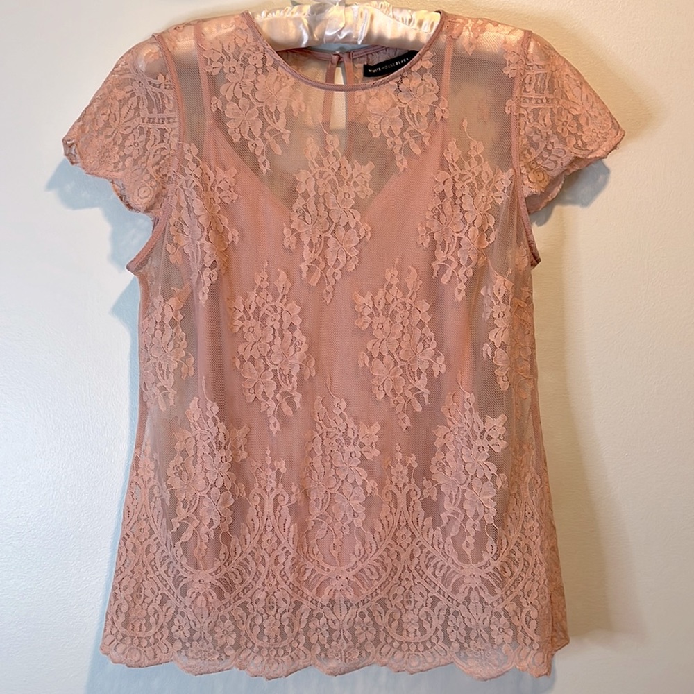 Lovely, feminine lace top with matching cami. Delicate mauve color.